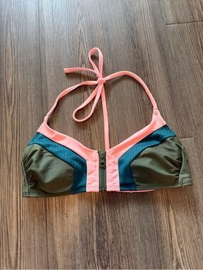 Xhilaration Zippered Bikini Top